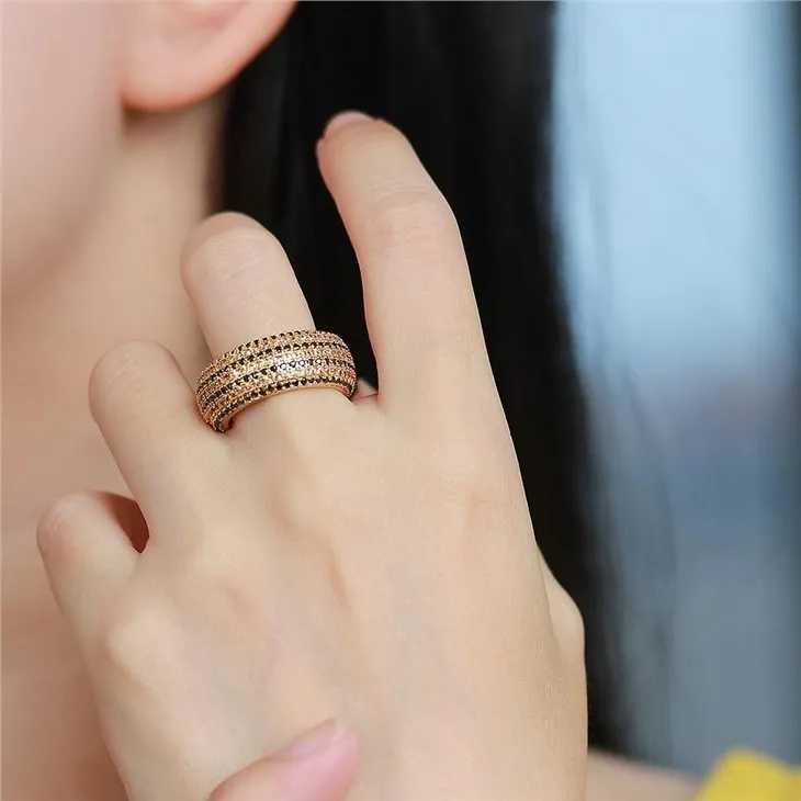 Класичне кільце Cz Micro Pave