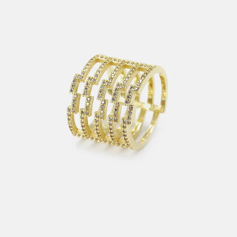 Модні каблучки для жінок